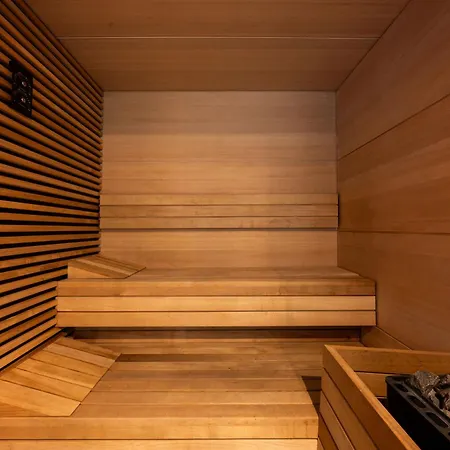 Native Kosciuszki 39/28 * 크라쿠프